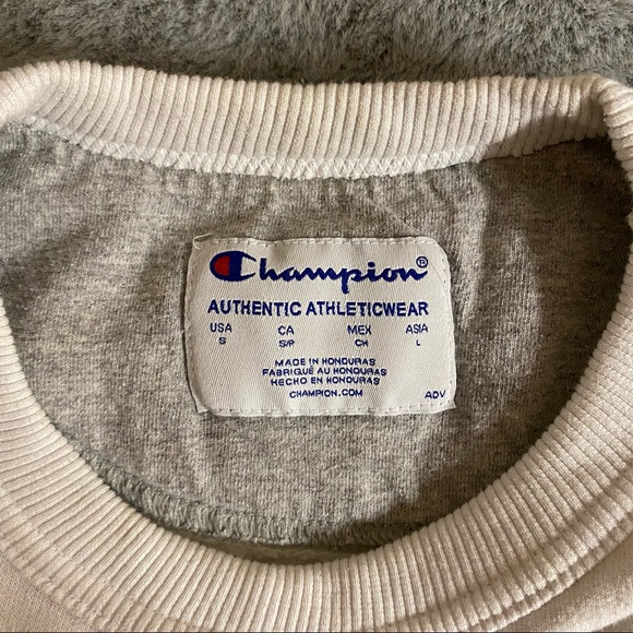 White Champion Sweater Size Small - Picture 5 of 5